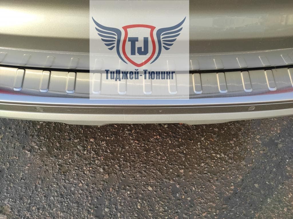 Фаркоп быстросъёмный, запирается на ключ, нагрузка - 75/2500кг на Танк 500