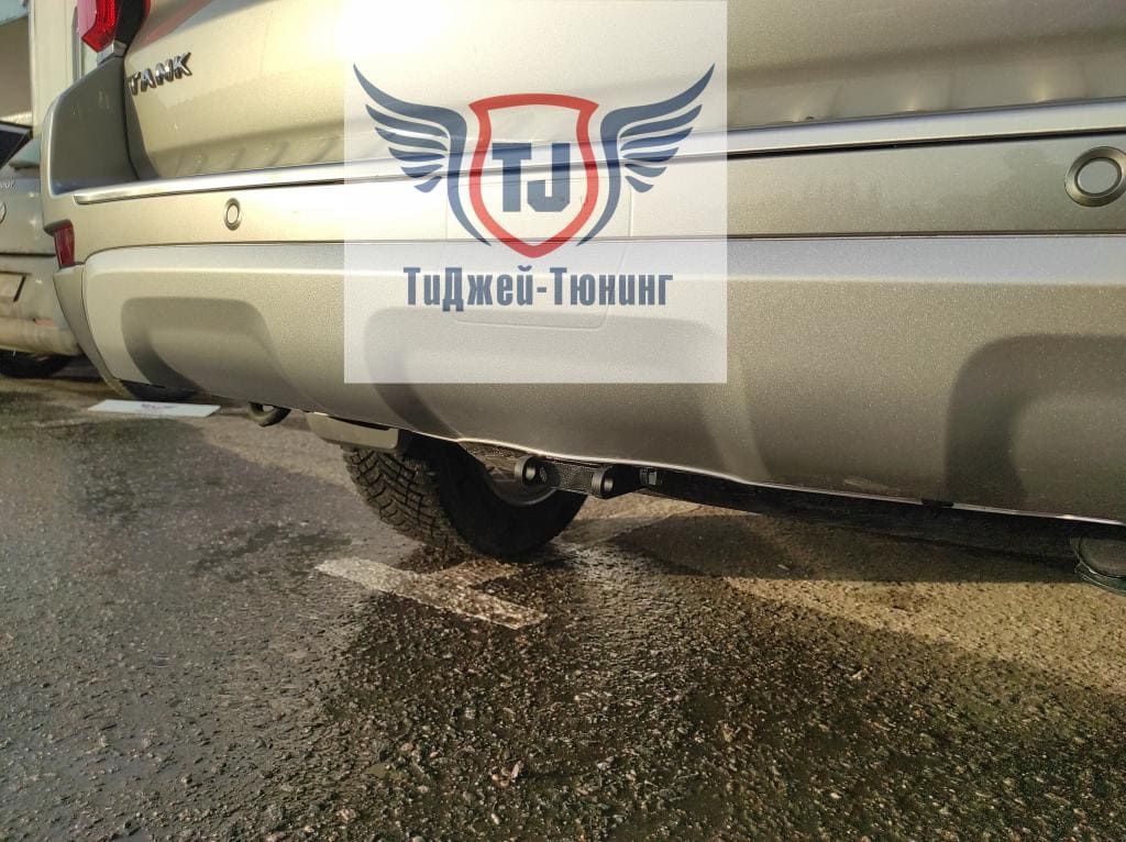 Фаркоп быстросъёмный, запирается на ключ, нагрузка - 75/2500кг на Танк 500