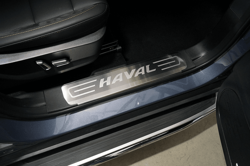 Накладки на пластиковые пороги (лист шлифованный надпись Haval) 2шт