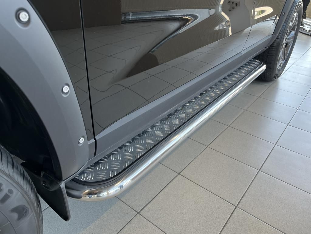 Пороги листовые с трубой 53 мм на Haval Dargo
