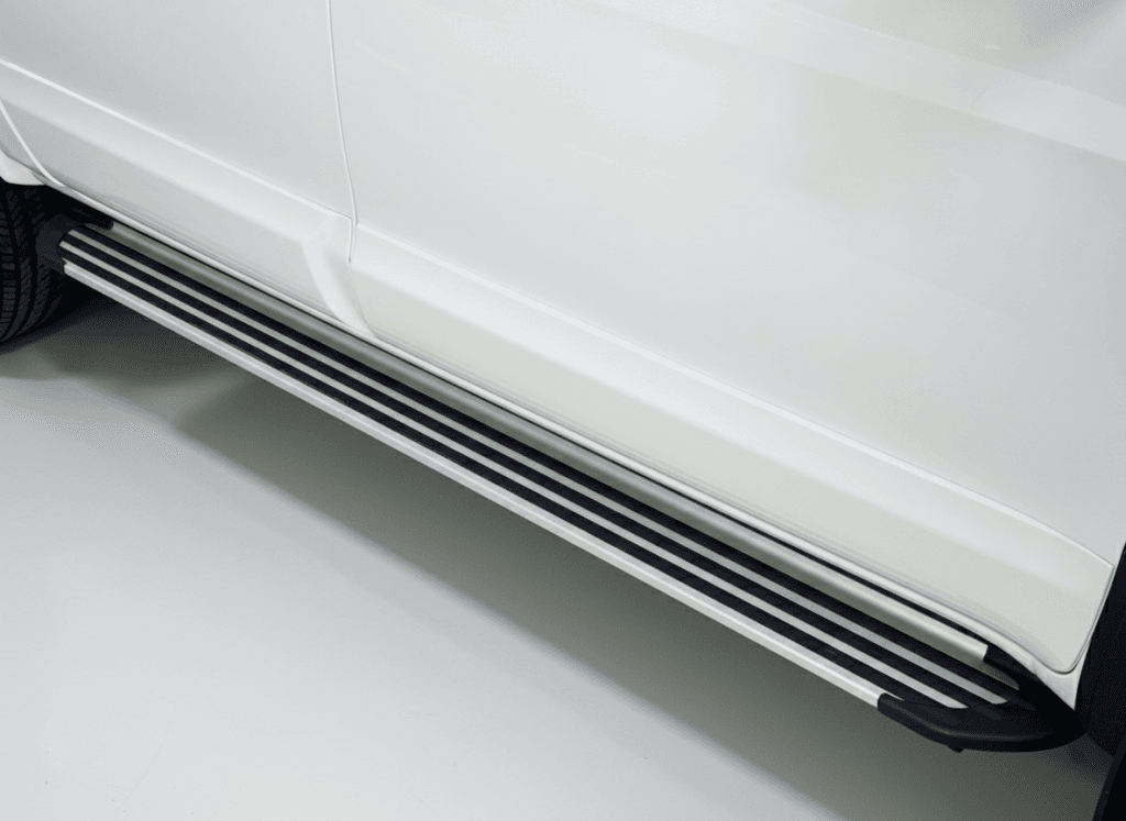 Пороги алюминиевые Slim Line Silver 2020 мм